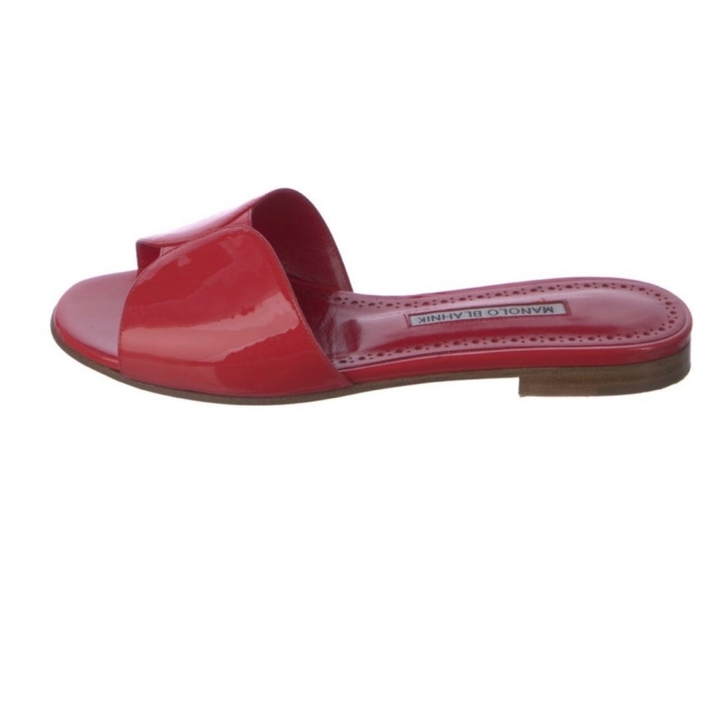 Manolo Blahnik Glossy Red flat Sandals